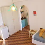 Arokaria Seaside باروس