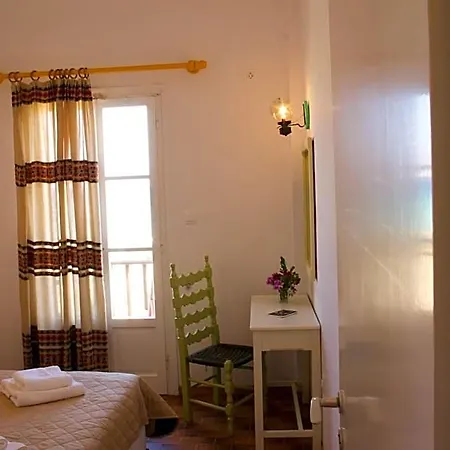 Arokaria Seaside 2* أمبيلاس