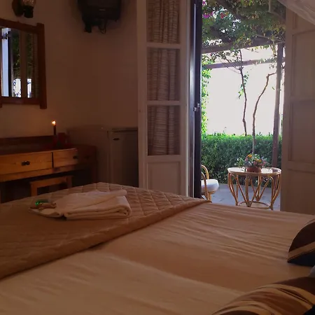 Arokaria Seaside 2*