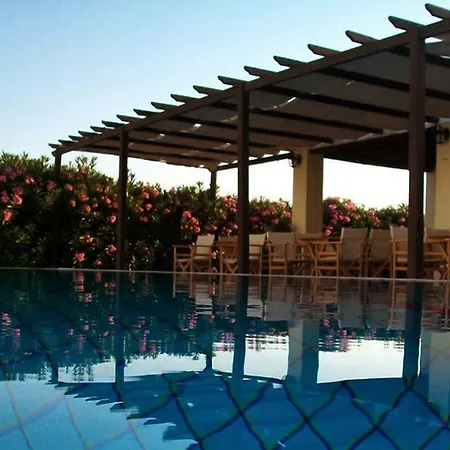 Arokaria Seaside 2* פארוס