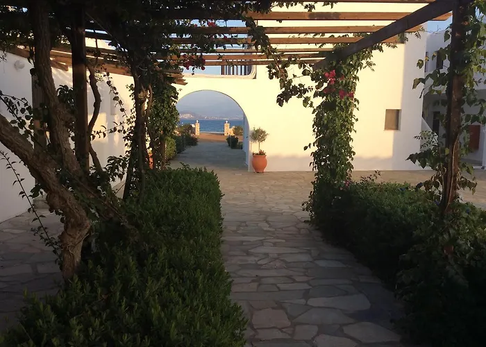 Ξενοδοχείο Arokaria Seaside 2*