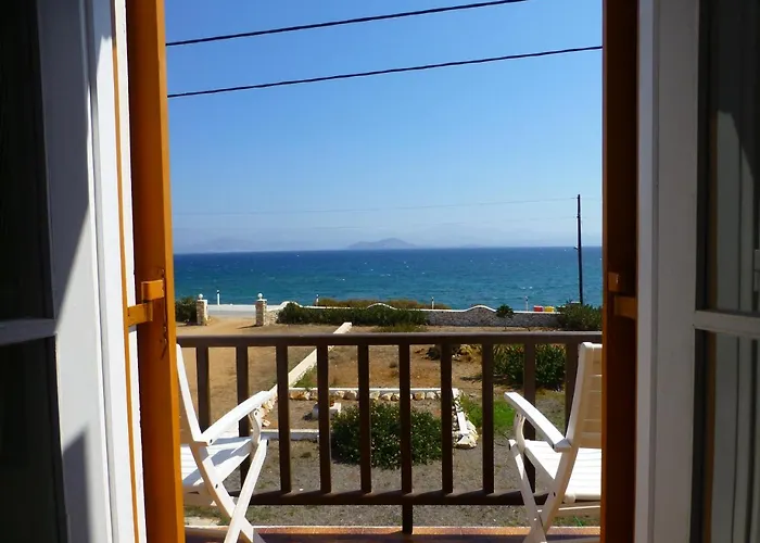 Ξενοδοχείο Arokaria Seaside 2*